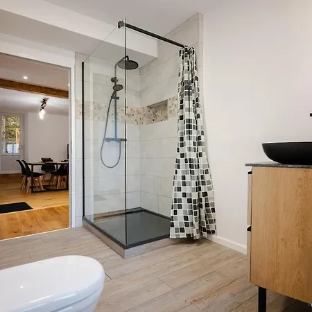 Апартаменты 2 Pieces De 50 M2 Avec Terrasse *